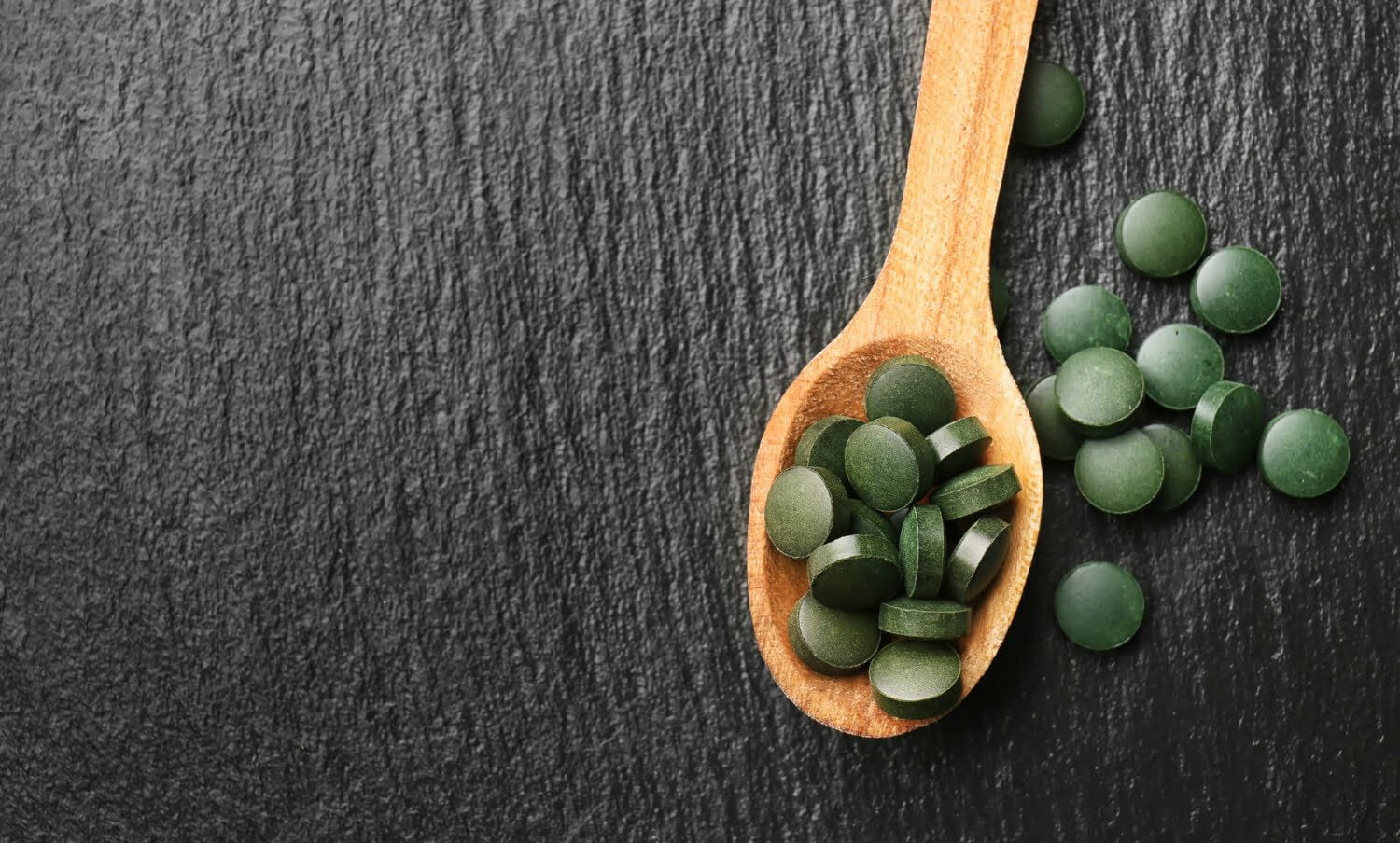 ¿Cuáles son los beneficios de la espirulina?