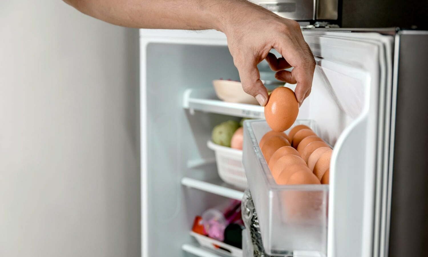 Guardas Los Huevos En La Puerta Del Refrigerador Grave Error